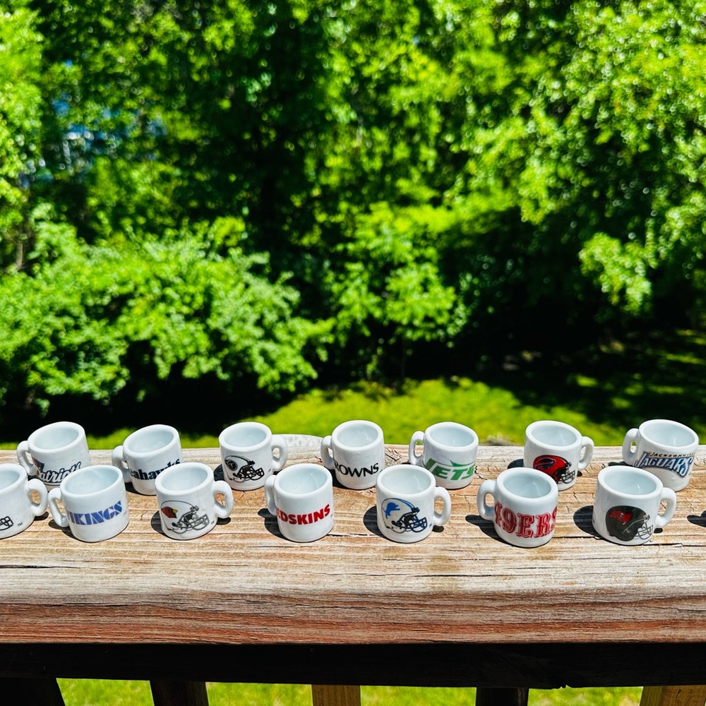 NFL Team Logo Thimble Mini Mug Set (16 teams) vintage